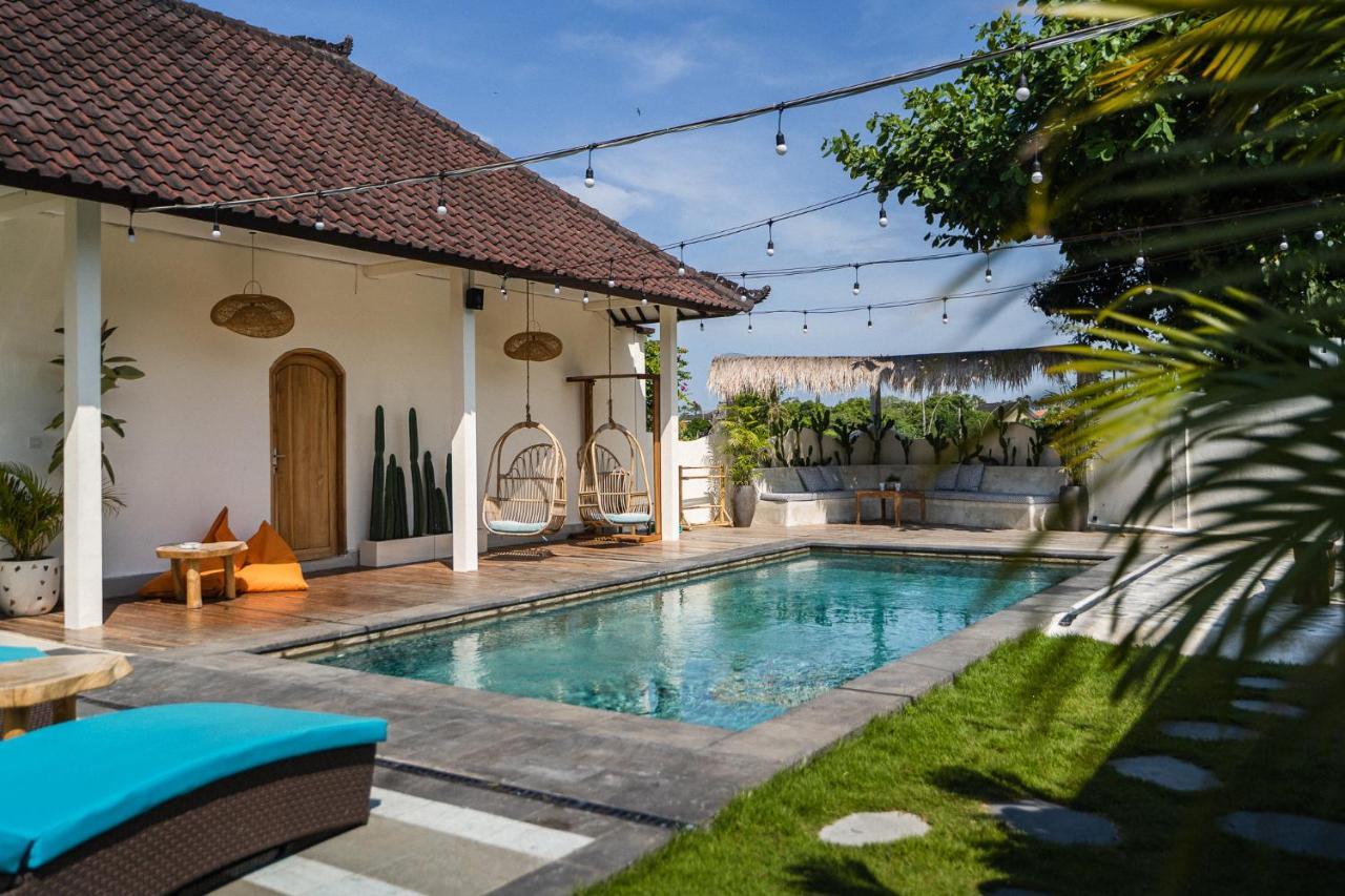 Shaka Clan Surf Hotel Canggu Exterior foto