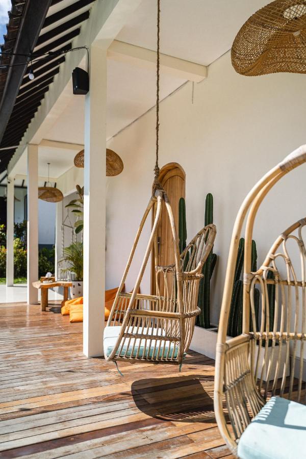 Shaka Clan Surf Hotel Canggu Exterior foto